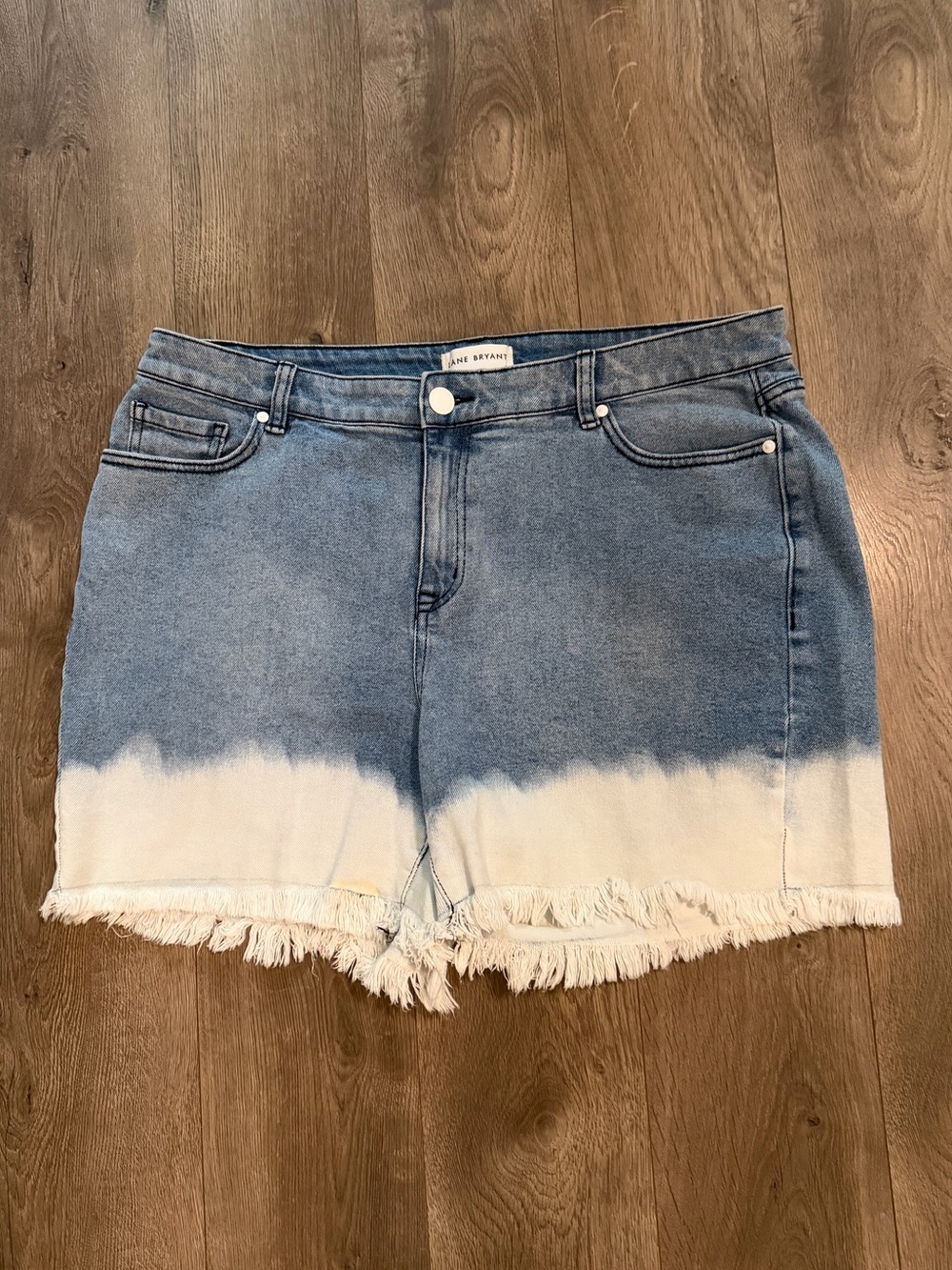 Lane Bryant Flex Magic Waistband Mid-Rise Girlfriend Shorts Size 16 Frayed Hem